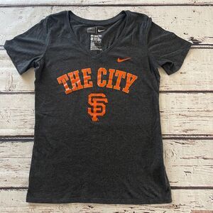 Nike Women San Francisco Giants The City V-Neck T-Shirt Black Size Medium
